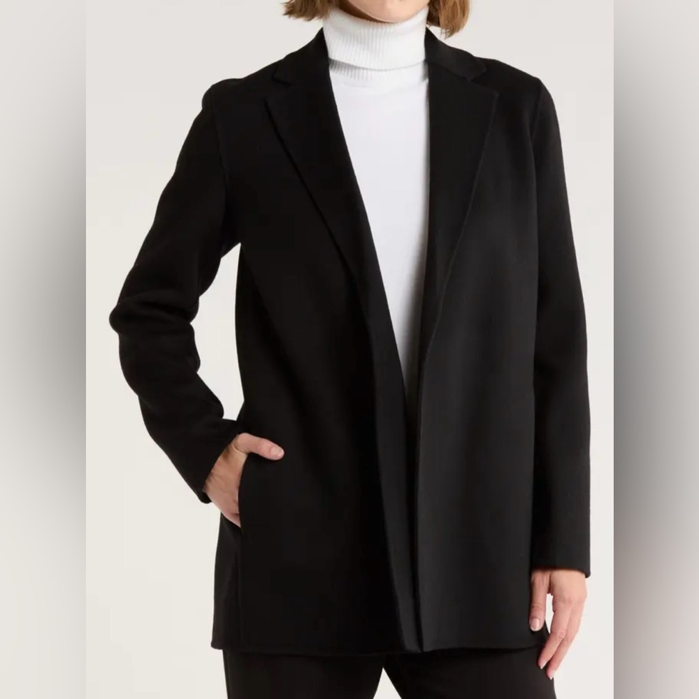 THEORY SILEENA COAT********SIZE: LARGE